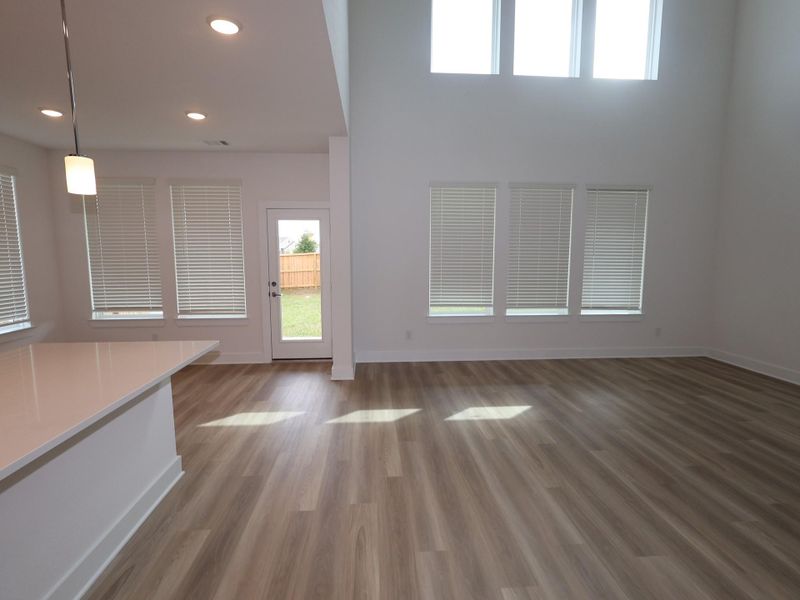 Spacious, unfurnished interior of a new home in Miller's Pond, Rosenberg (Image 19). Spacious, unfurnished interior of a new home in Miller's Pond, Rosenberg (Image 19).