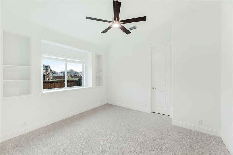 Spacious, unfurnished interior of a new home in Somerset Classic 70s & 80s, Mansfield (Image 27). Spacious, unfurnished interior of a new home in Somerset Classic 70s & 80s, Mansfield (Image 27).