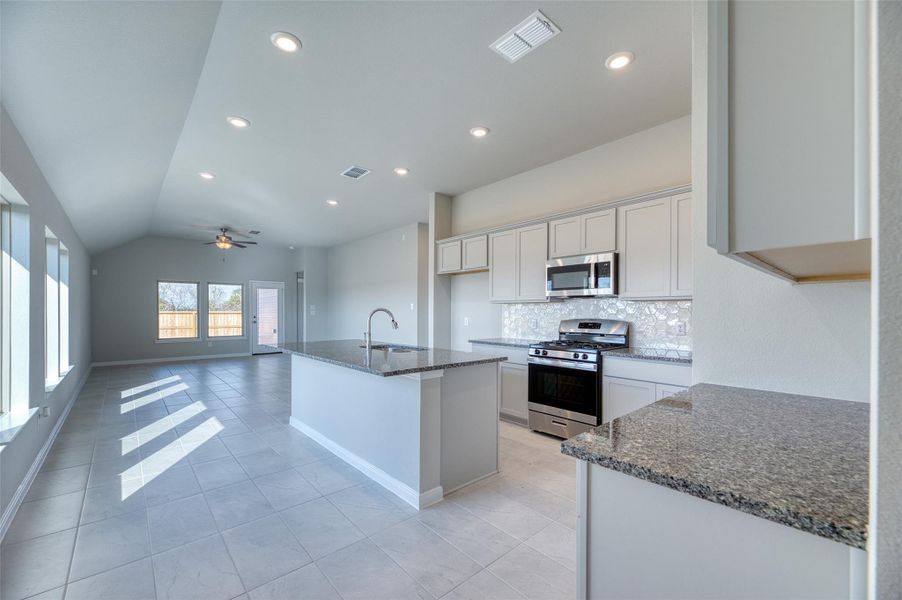 Furnished interior view inside a new home in Aldeana - Tejas Collection, Bonney (Image 14).