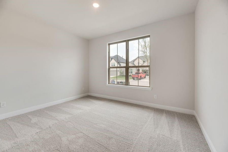 Spacious, unfurnished interior of a new home in Spiritas Ranch, Little Elm (Image 17).