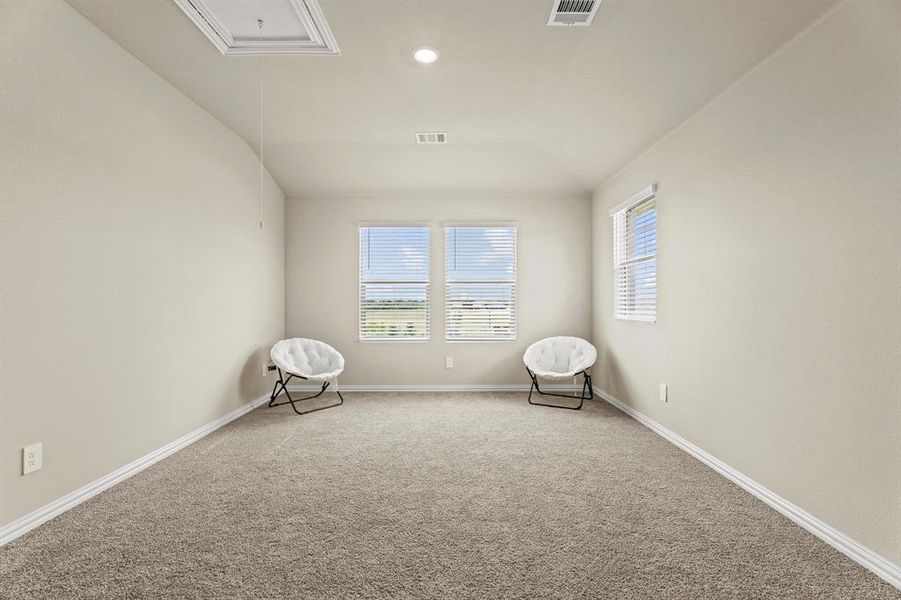 Spacious, unfurnished interior of a new home in Briarwood Hills - Highland Series, Forney (Image 21). Spacious, unfurnished interior of a new home in Briarwood Hills - Highland Series, Forney (Image 21).