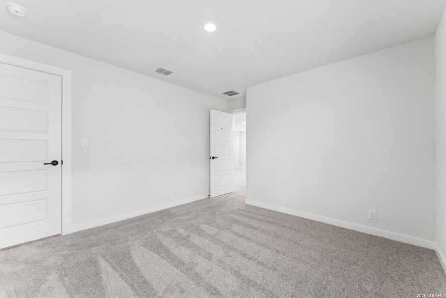 Spacious, unfurnished interior of a new home in Mayfair - Select Garden Series, New Braunfels (Image 5). Spacious, unfurnished interior of a new home in Mayfair - Select Garden Series, New Braunfels (Image 5).