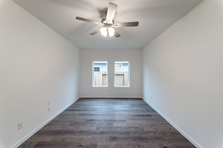 Spacious, unfurnished interior of a new home in Sweetgrass Village, Crosby (Image 22).