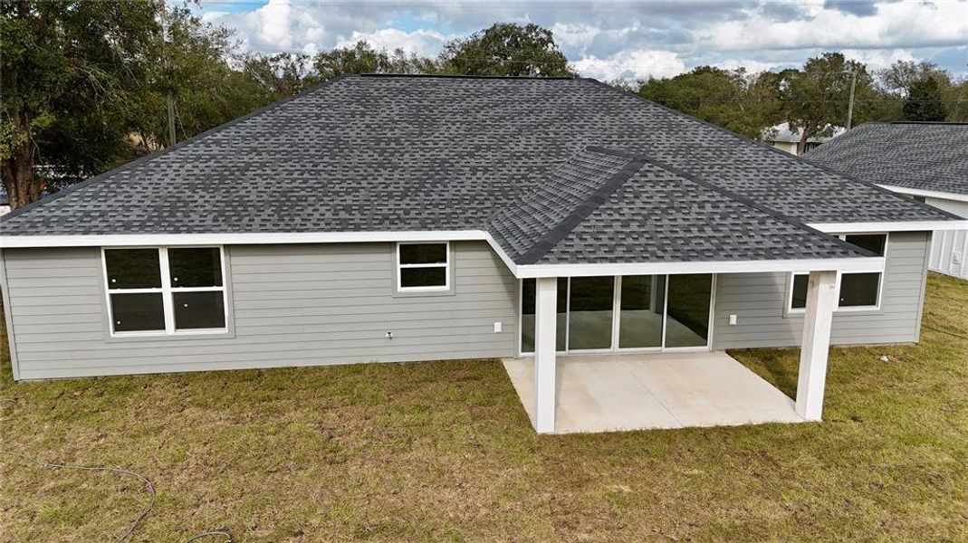 Big Covered Back Porch!