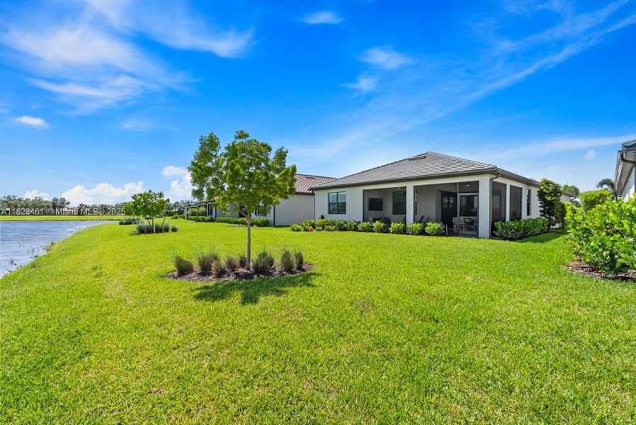 Image 32 of a home in Del Webb Naples.