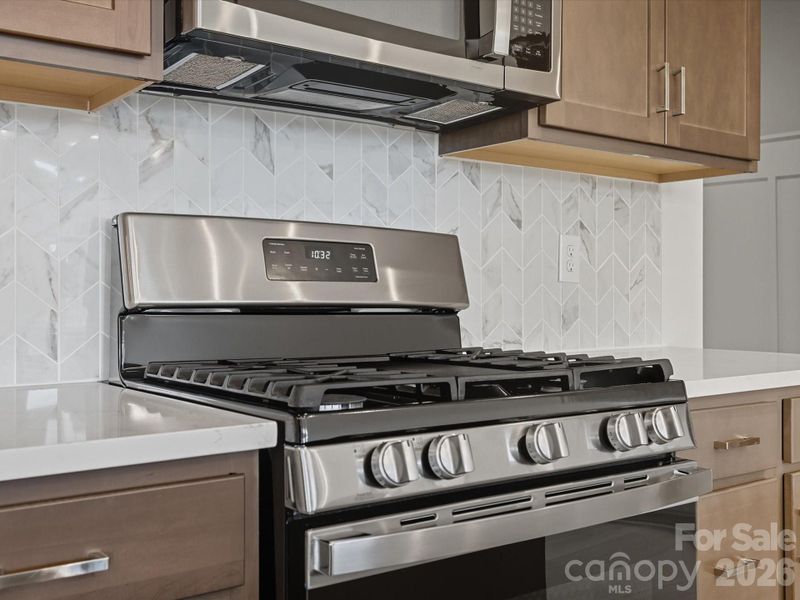 Gas range