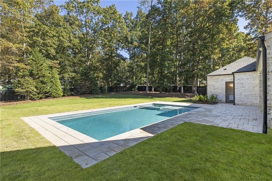 Exterior details and patio area of a home in , Alpharetta (Image 41).