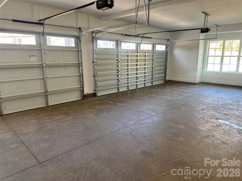 Spacious, unfurnished interior of a new home in , Salisbury (Image 41).