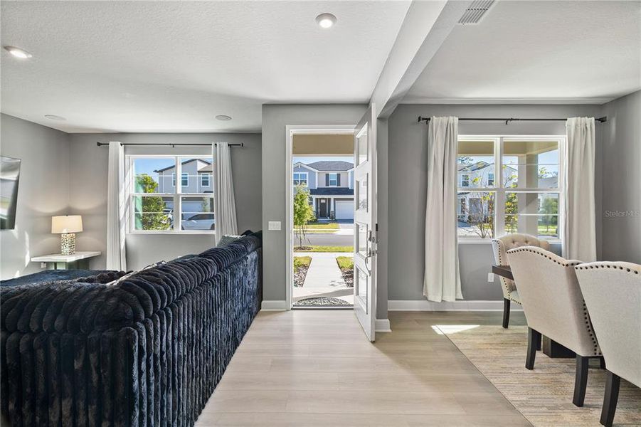 Furnished interior view inside a new home in , Orlando (Image 15).