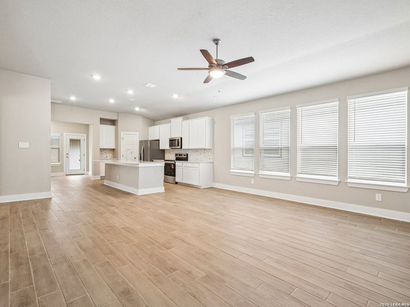 Spacious, unfurnished interior of a new home in Stetson Ridge, Marion (Image 13).