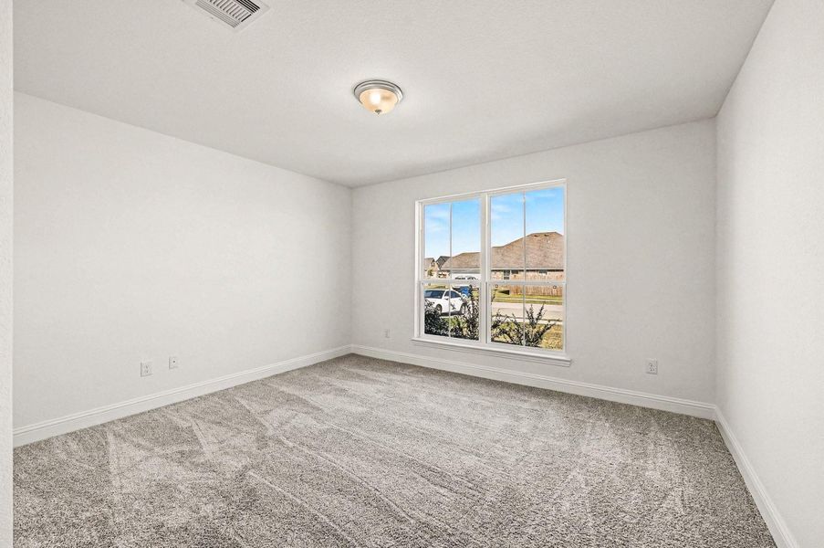 Spacious, unfurnished interior of a new home in Greystone, Angleton (Image 17).