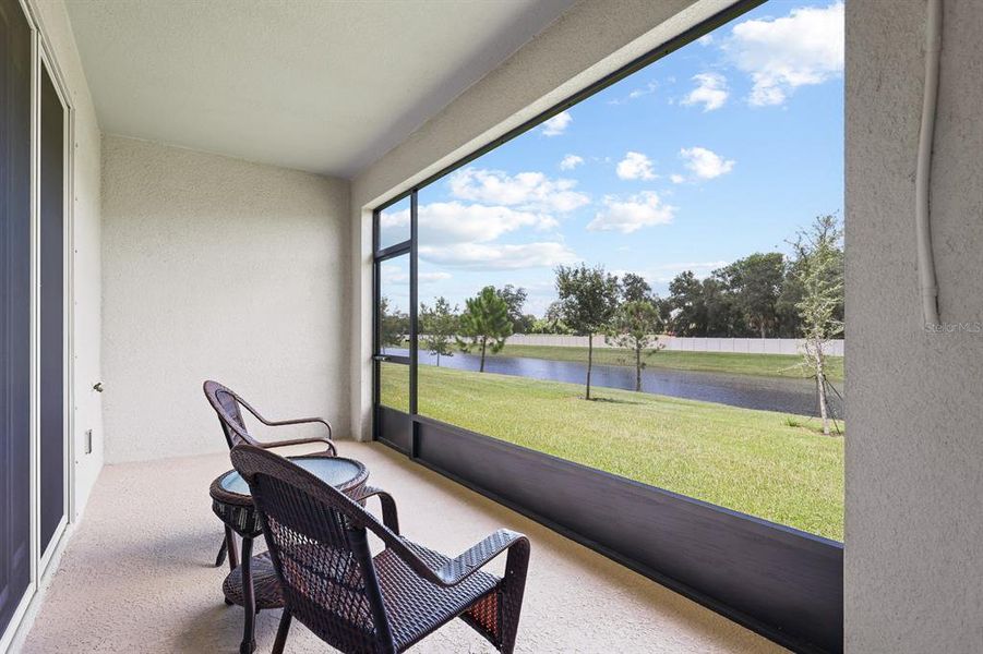 Furnished interior view inside a new home in , Apollo Beach (Image 14).