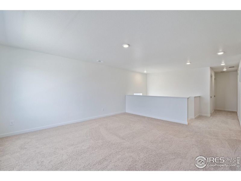 Spacious, unfurnished interior of a new home in Northridge Estates, Greeley (Image 14).