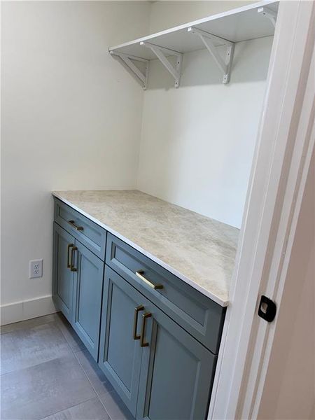 Furnished interior view inside a new home in , Roswell (Image 15).