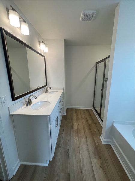 Furnished interior view inside a new home in Springwood Grove, Central (Image 3).