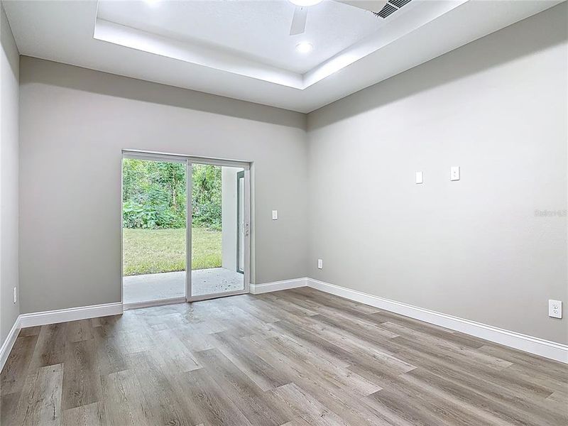 Spacious, unfurnished interior of a new home in , Deland (Image 31).