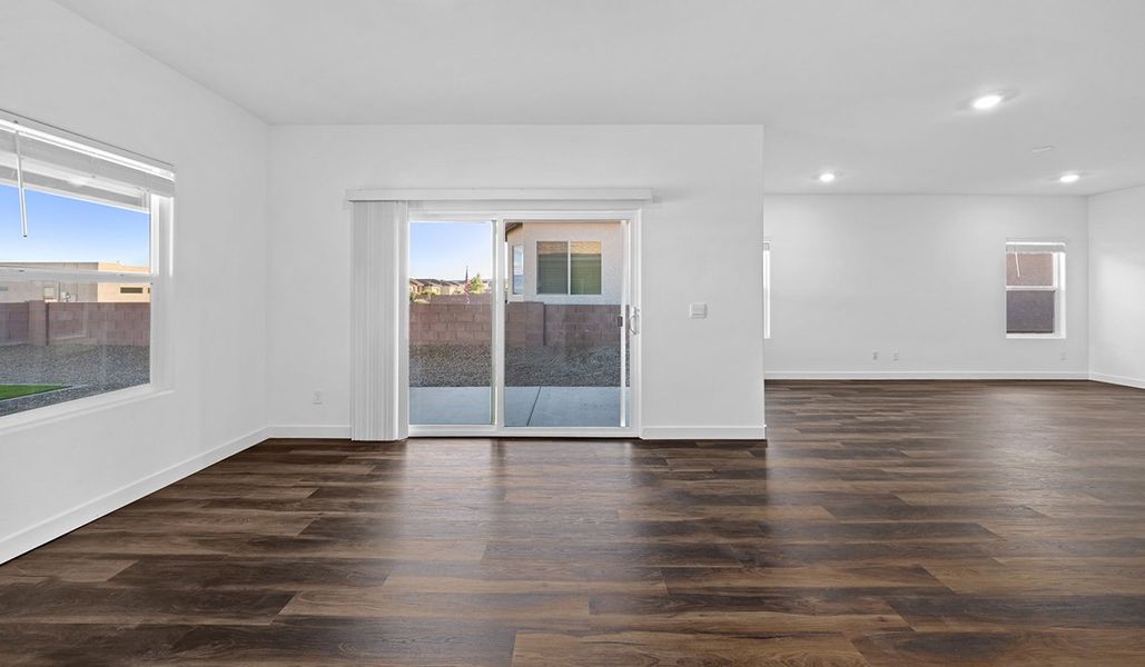 Spacious, unfurnished interior of a new home in Solterra, Green Valley (Image 29).