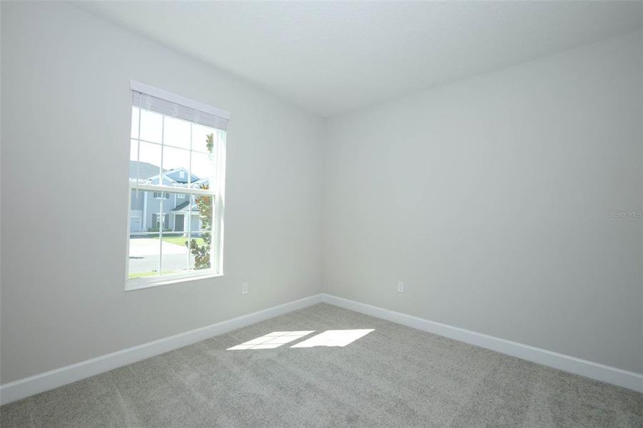 Spacious, unfurnished interior of a new home in Wolf Lake Ranch, Apopka (Image 18).