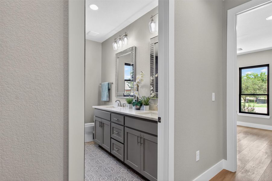 Furnished interior view inside a new home in , Kingsland (Image 35).