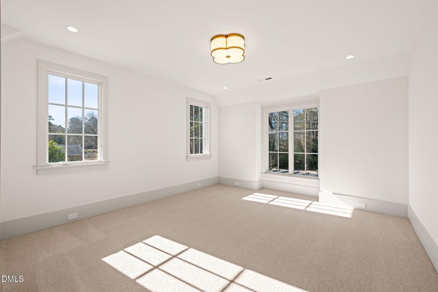 61-web-or-mls-untitled-47