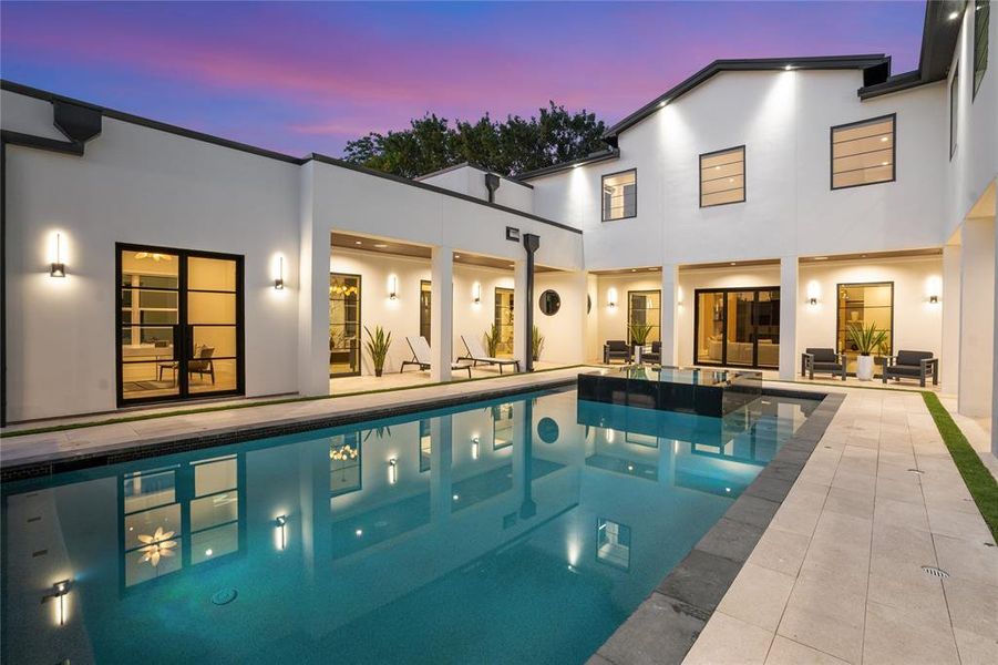 Furnished interior view inside a new home in , Dallas (Image 31).