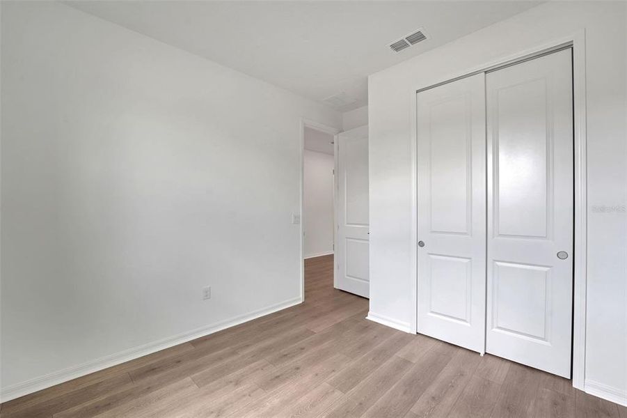 Spacious, unfurnished interior of a new home in Tuscan Hills, Dade City (Image 36).
