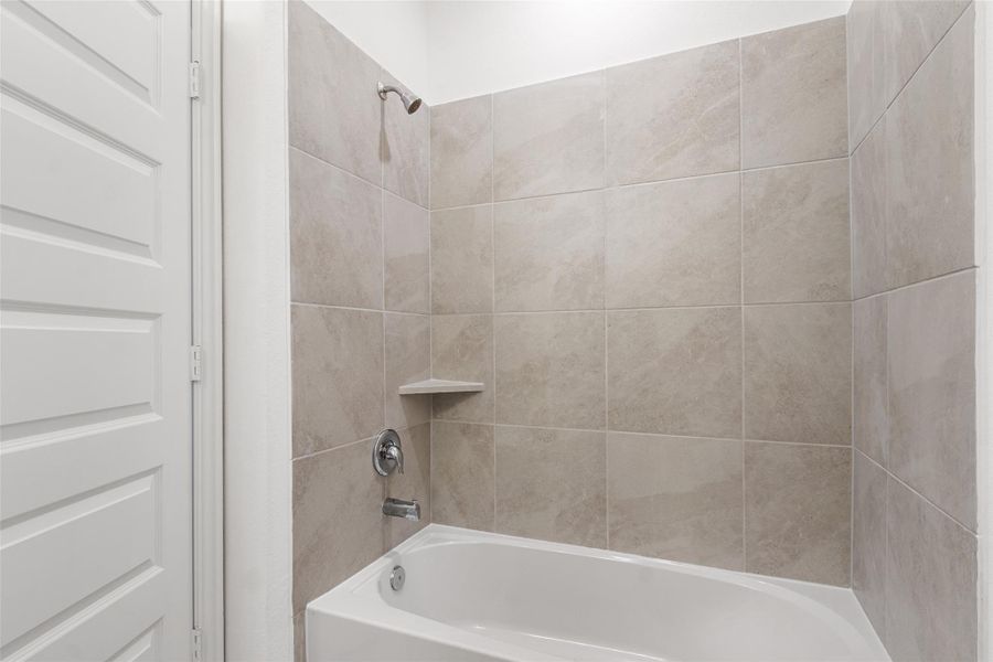 Furnished interior view inside a new home in Ellis Cove, Seabrook (Image 6). Furnished interior view inside a new home in Ellis Cove, Seabrook (Image 6).