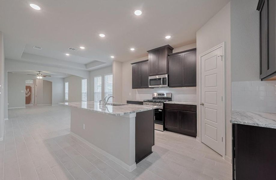 Furnished interior view inside a new home in River Ranch, Dayton (Image 6).