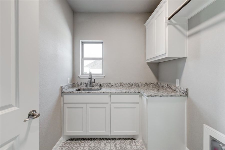 Representative furnished interior of a home built from the The Aubrey by Doug Parr Custom Homes in Honeysuckle Ranch, Paradise (Image 12). Representative furnished interior of a home built from the The Aubrey by Doug Parr Custom Homes in Honeysuckle Ranch, Paradise (Image 12).