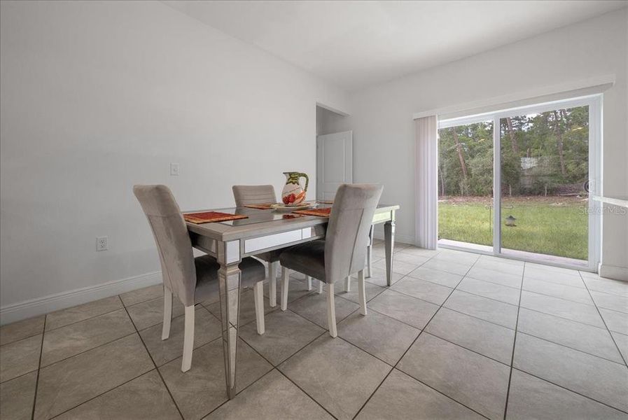 Furnished interior view inside a new home in , Ocala (Image 9).