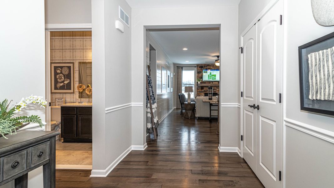 Representative furnished interior of a home built from the The Kensington by Norfolk Homes in Valleys, Jackson (Image 21).