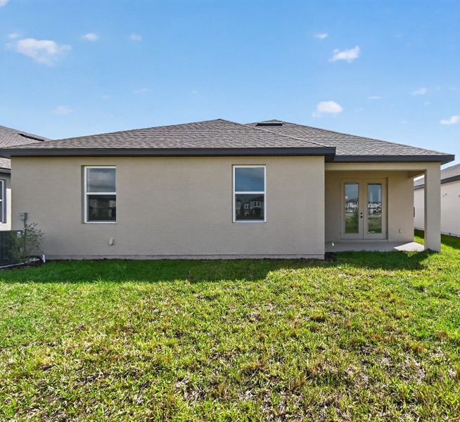 Backyard/Covered Lanai