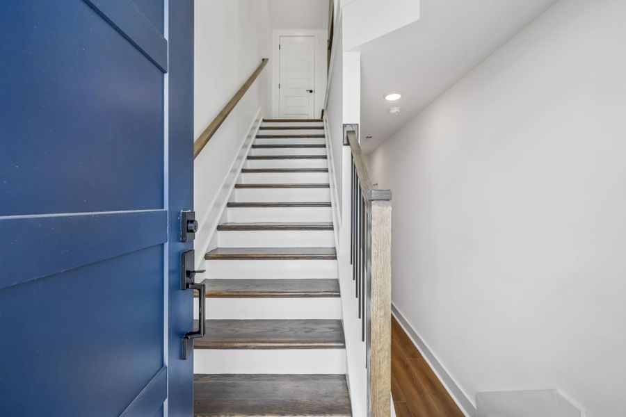 Spacious, unfurnished interior of a new home in Skyline, Nashville (Image 30).