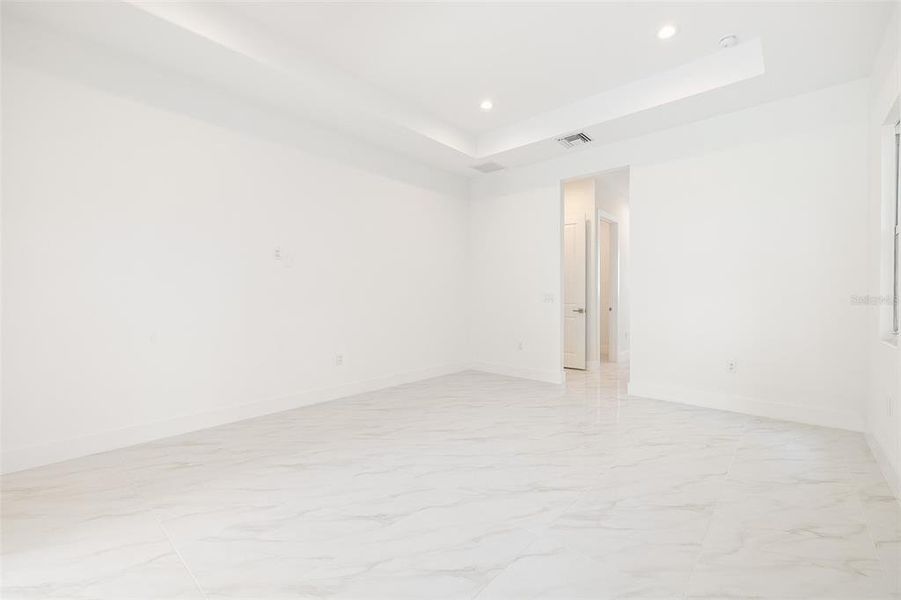Spacious, unfurnished interior of a new home in , Kissimmee (Image 41). Spacious, unfurnished interior of a new home in , Kissimmee (Image 41).