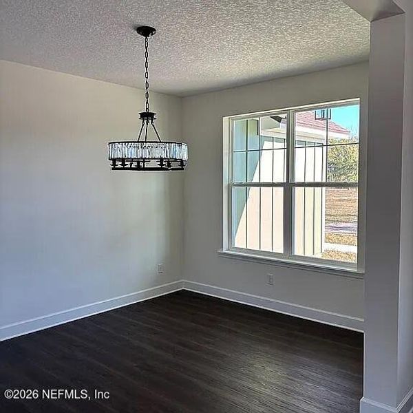 Spacious, unfurnished interior of a new home in , Green Cove Springs (Image 31).