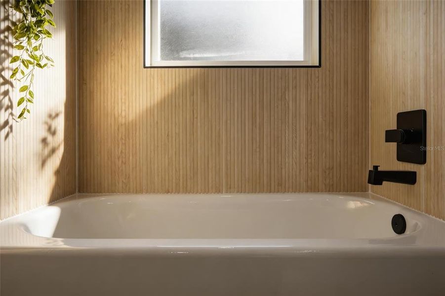 Close-up of interior finishes inside a home in , Citrus Springs (Image 22).