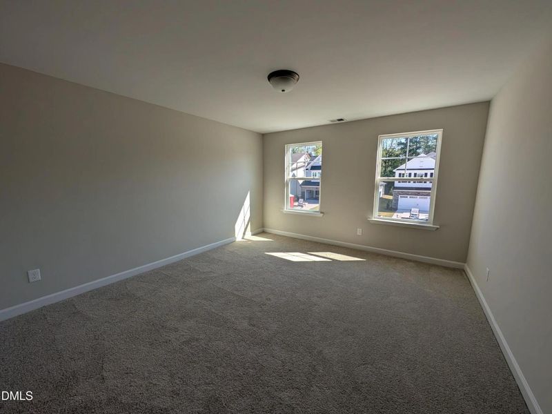 Spacious, unfurnished interior of a new home in Wendell Ridge, Wendell (Image 19).