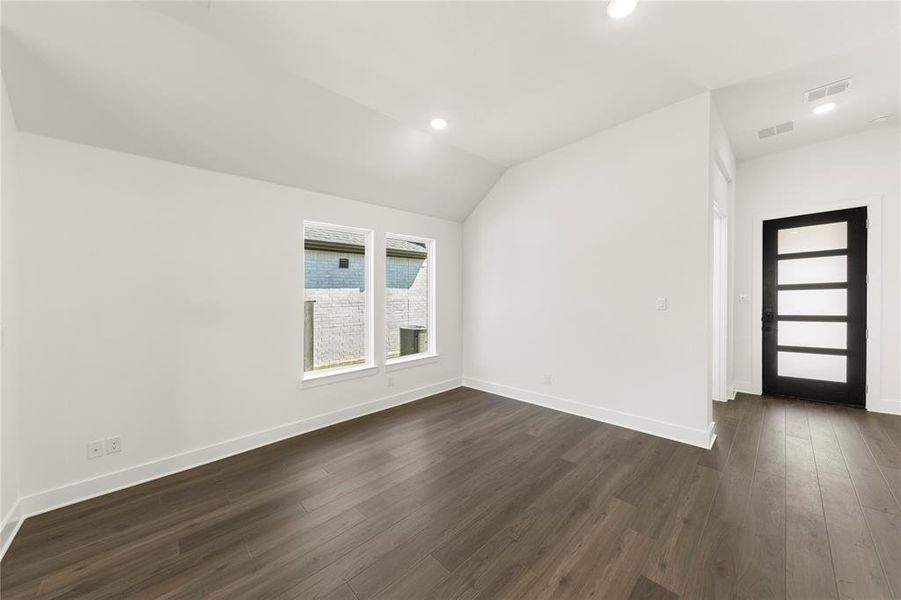 Spacious, unfurnished interior of a new home in Inspiration Collection at Union Park, Little Elm (Image 24).