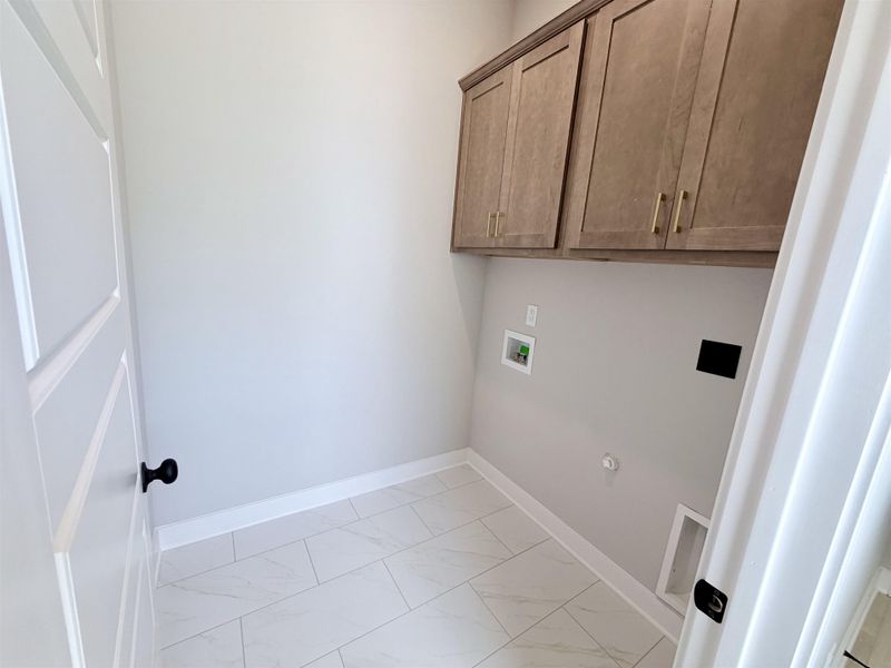Spacious, unfurnished interior of a new home in Lockwood, Collierville (Image 18).