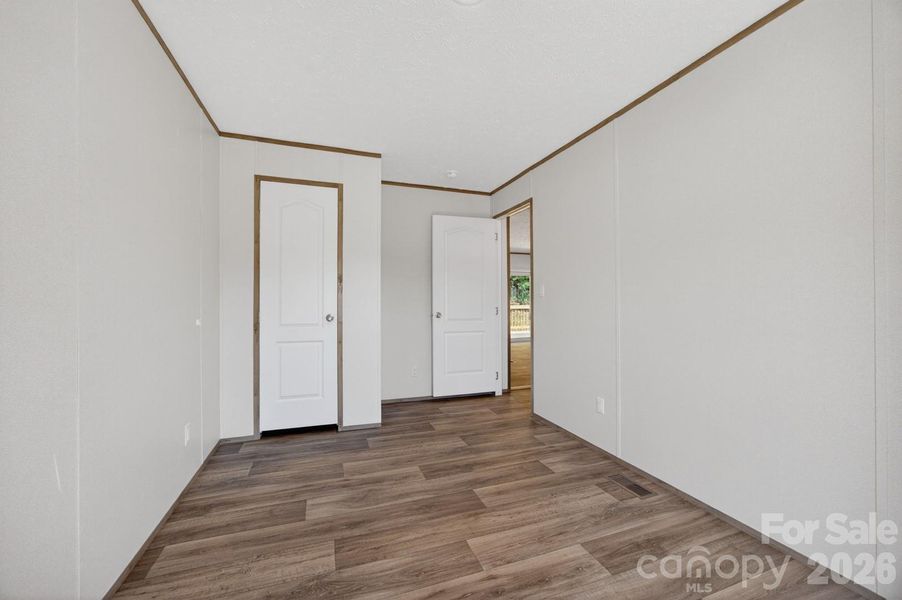 Spacious, unfurnished interior of a new home in , Lexington (Image 37).