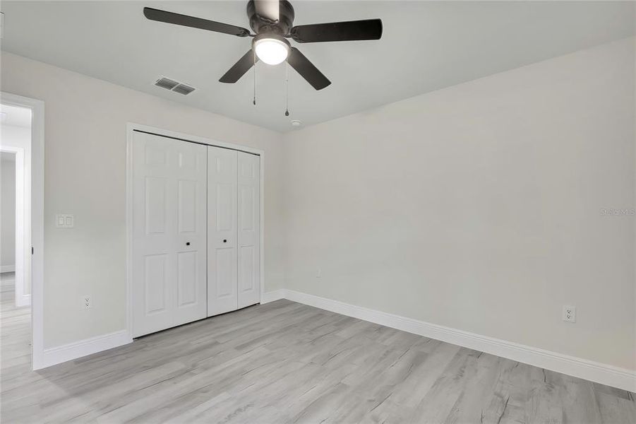 Spacious, unfurnished interior of a new home in , Dunnellon (Image 15).