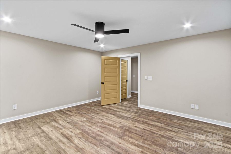Spacious, unfurnished interior of a new home in , Statesville (Image 25). Spacious, unfurnished interior of a new home in , Statesville (Image 25).