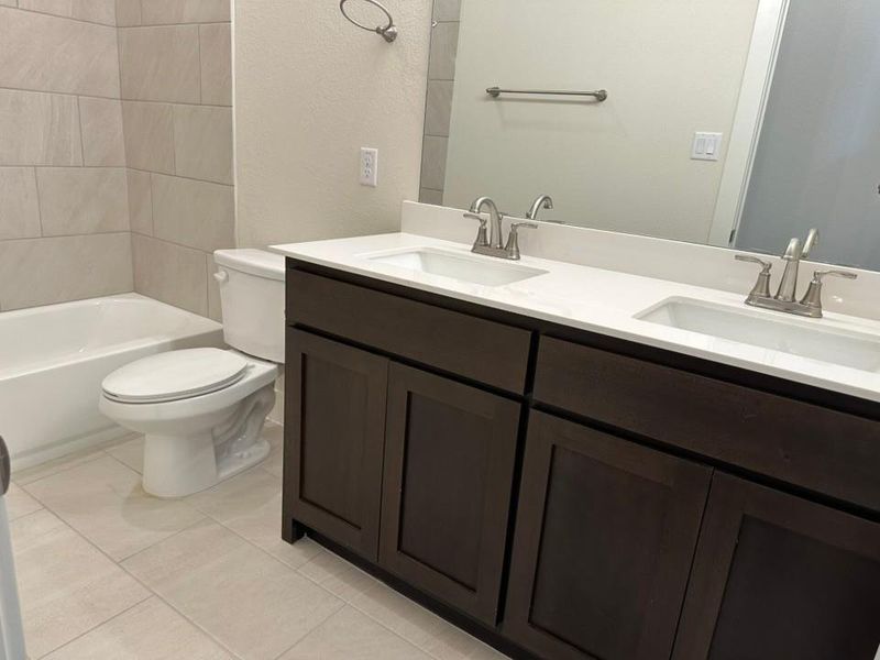 Furnished interior view inside a new home in Fannin Ranch, Leonard (Image 5).