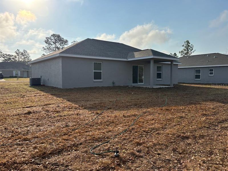 Exterior details and patio area of a home in , Dunnellon (Image 3). Exterior details and patio area of a home in , Dunnellon (Image 3).