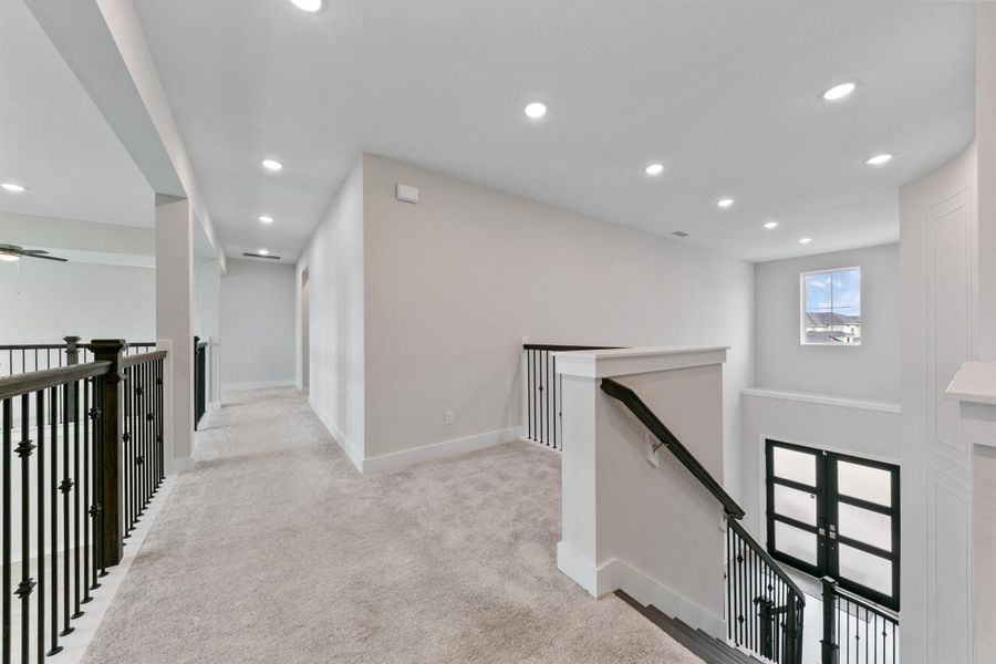 Spacious, unfurnished interior of a new home in Trillium, Richmond (Image 31).