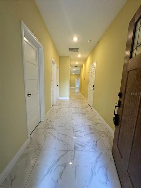 Spacious, unfurnished interior of a new home in , Lake Wales (Image 32).