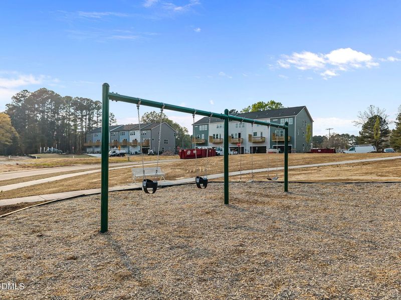 Community amenities in Camden Park, Knightdale (Image 48).
