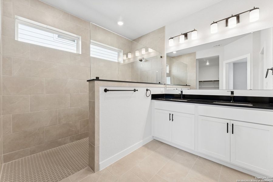 Furnished interior view inside a new home in , New Braunfels (Image 5). Furnished interior view inside a new home in , New Braunfels (Image 5).