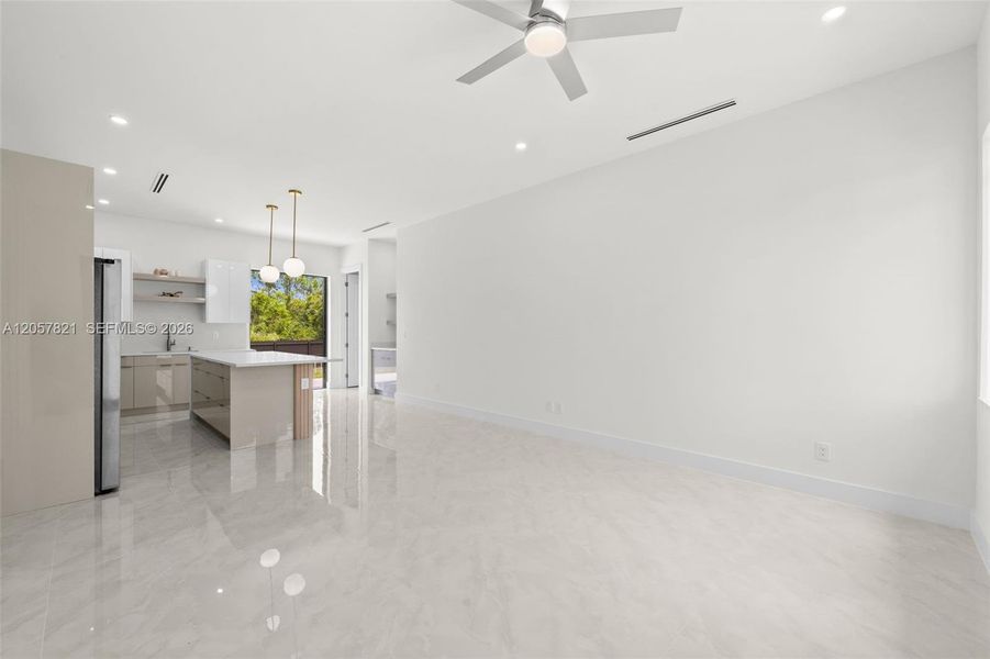 Spacious, unfurnished interior of a new home in , Lehigh Acres (Image 22). Spacious, unfurnished interior of a new home in , Lehigh Acres (Image 22).