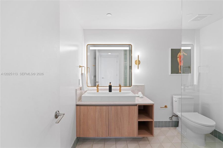 Furnished interior view inside a new home in Natiivo Miami, Miami (Image 38). Furnished interior view inside a new home in Natiivo Miami, Miami (Image 38).